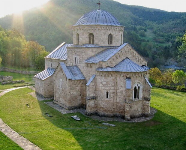 Manastır Gradac