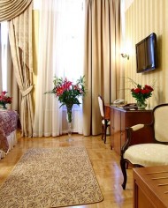 Hotel Moskva Belgrade room3