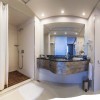 Hotel Zira bathroom