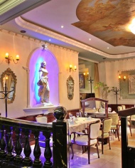 Queen Astoria Hotel Dining