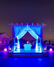 Glamoure Hall gece çatı