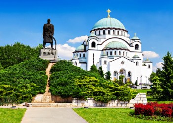 St Sava templet och karađorđe petrović monument