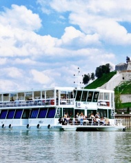Belgrade sightseeing tours from the boat yachts