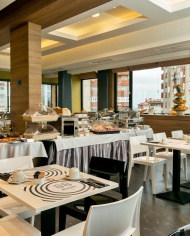 88 Rooms Hotel Belgrad restaurang