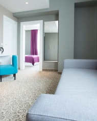 88 Rooms Hotel Belgrade Quarto