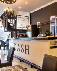 Hôtel Dash étoile Novi Sad cafe