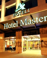 Hotel Master Novi Sad entrance