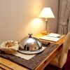 Hotel Master Novi Sad serviço de quarto