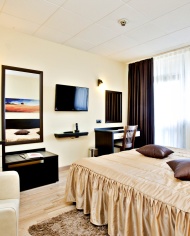 Hotel Novi Sad bedroom premium