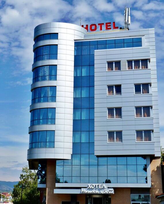 Otel Niski Cvet dışında