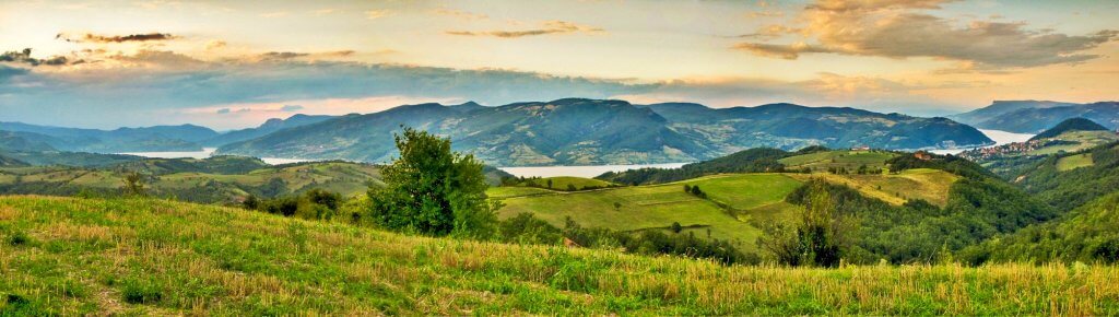 Vista no desfiladeiro de Danúbio - East Sérvia