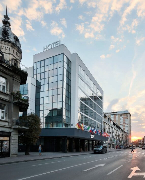 вид спереди New City Hotel Nis