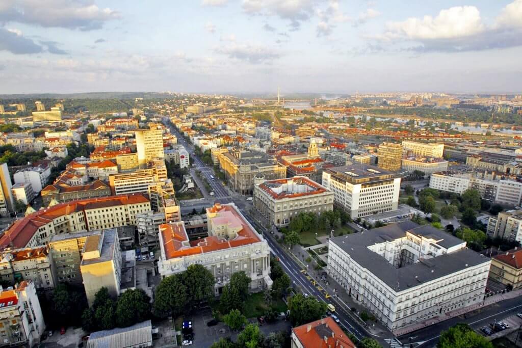 Belgrad Blick in den Himmel