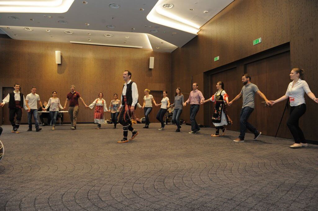 Serbische Folklore-Workshop