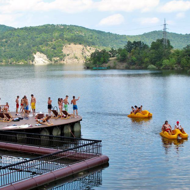 Сербское летнее пятно - Borsko Lake Fun