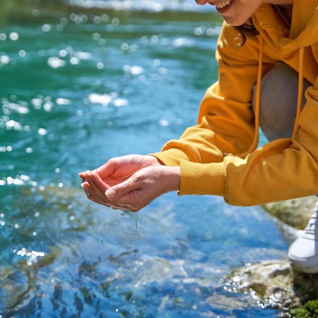 塞尔维亚夏季景点 Rzav River Waterfall