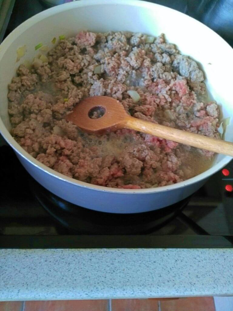 Preparando carne picada